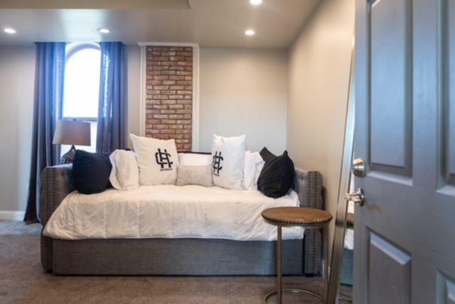 The Cochrane House Luxury Historic Inn 디트로이트 외부 사진